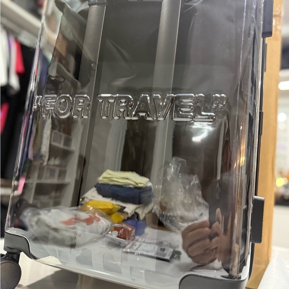 Off-White Clear Trolley carry on - w/stickers Brand New! - Picture 8 of 16